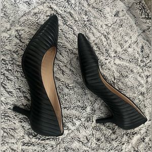 Karl Lagerfeld Paris Point-Toe Pumps Black Size 5
